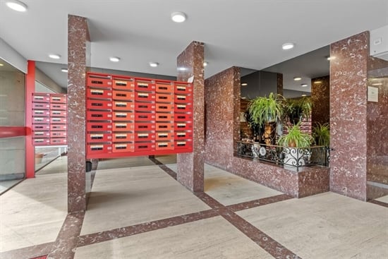 Burelen te 9051 Gent (België) - Prijs &euro; 2.500.000