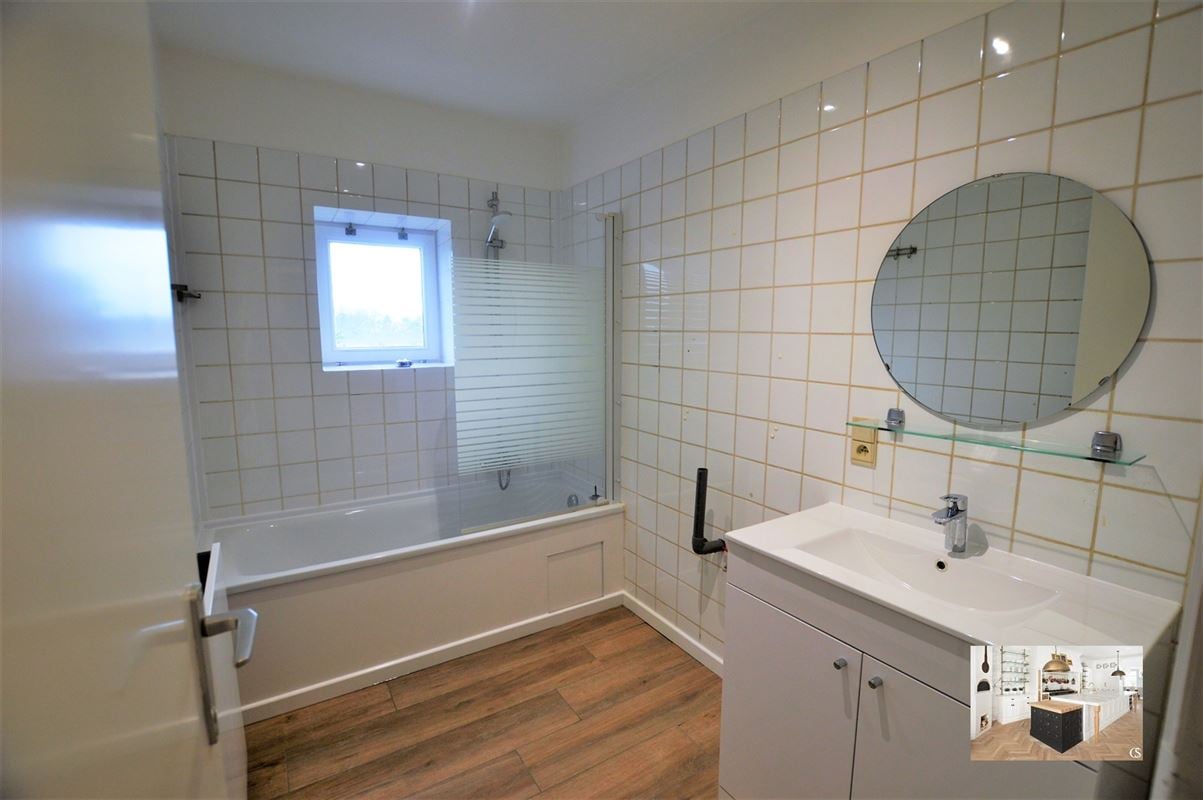 Image 11 : House IN 1050 Ixelles (Belgium) - Price 1.233 &euro;