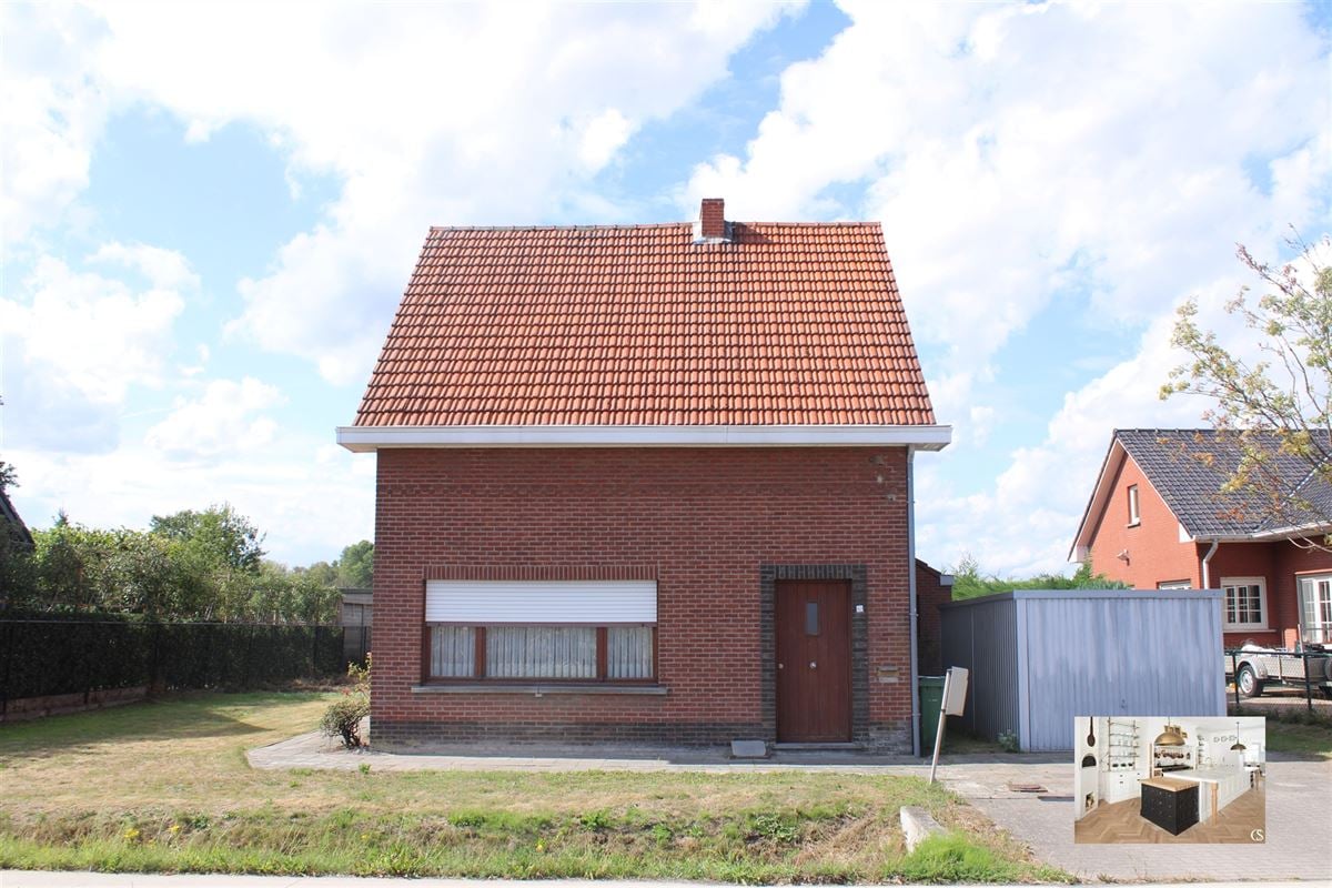 Landelijk gelegen te renoveren woning op mooi perceel