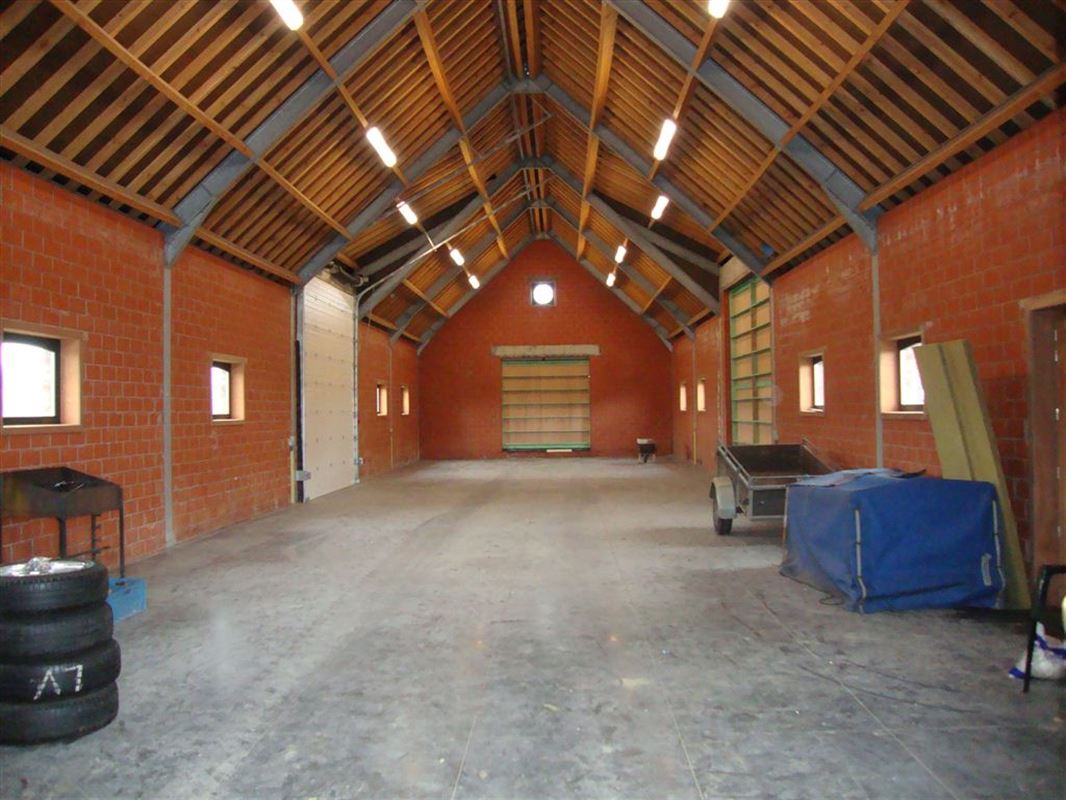 Foto 3 : Magazijn te 8940 WERVIK (België) - Prijs &euro; 500