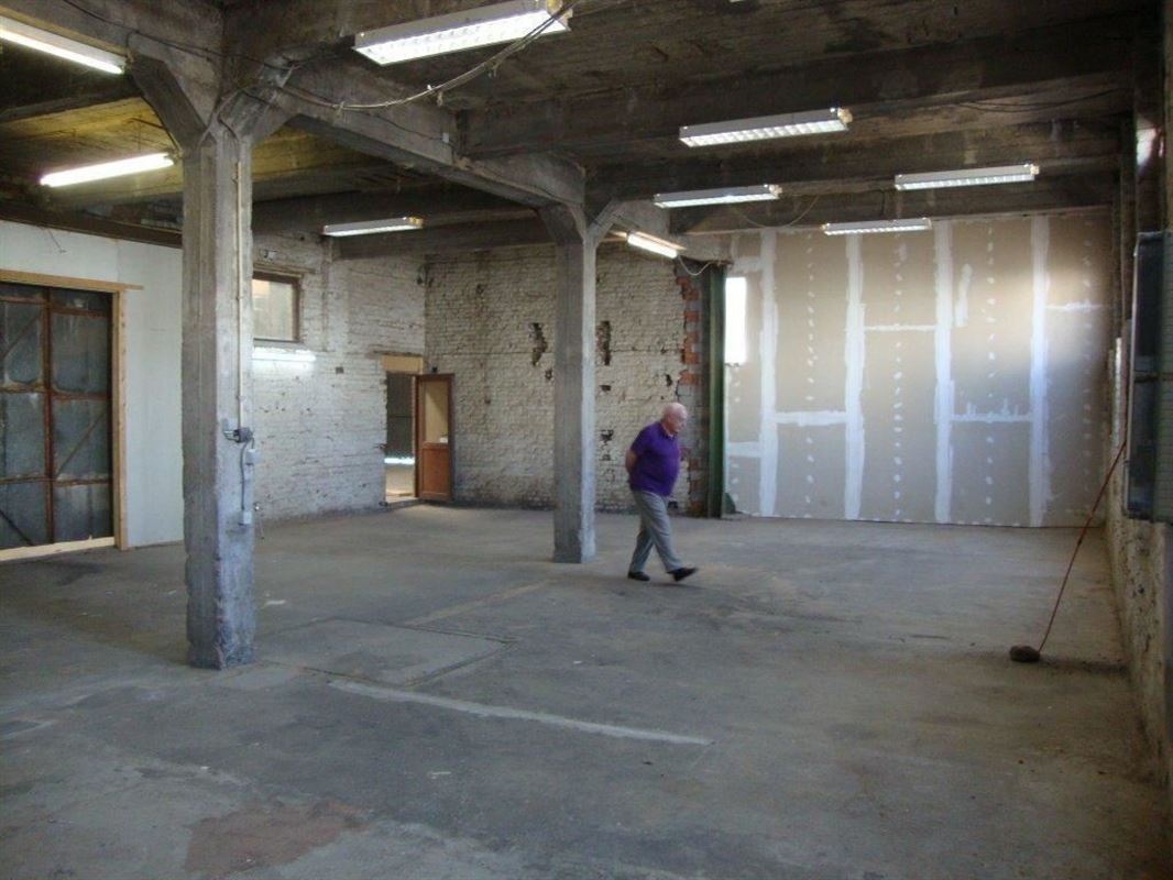 Foto 3 : Magazijn te 8501 HEULE (België) - Prijs € 555