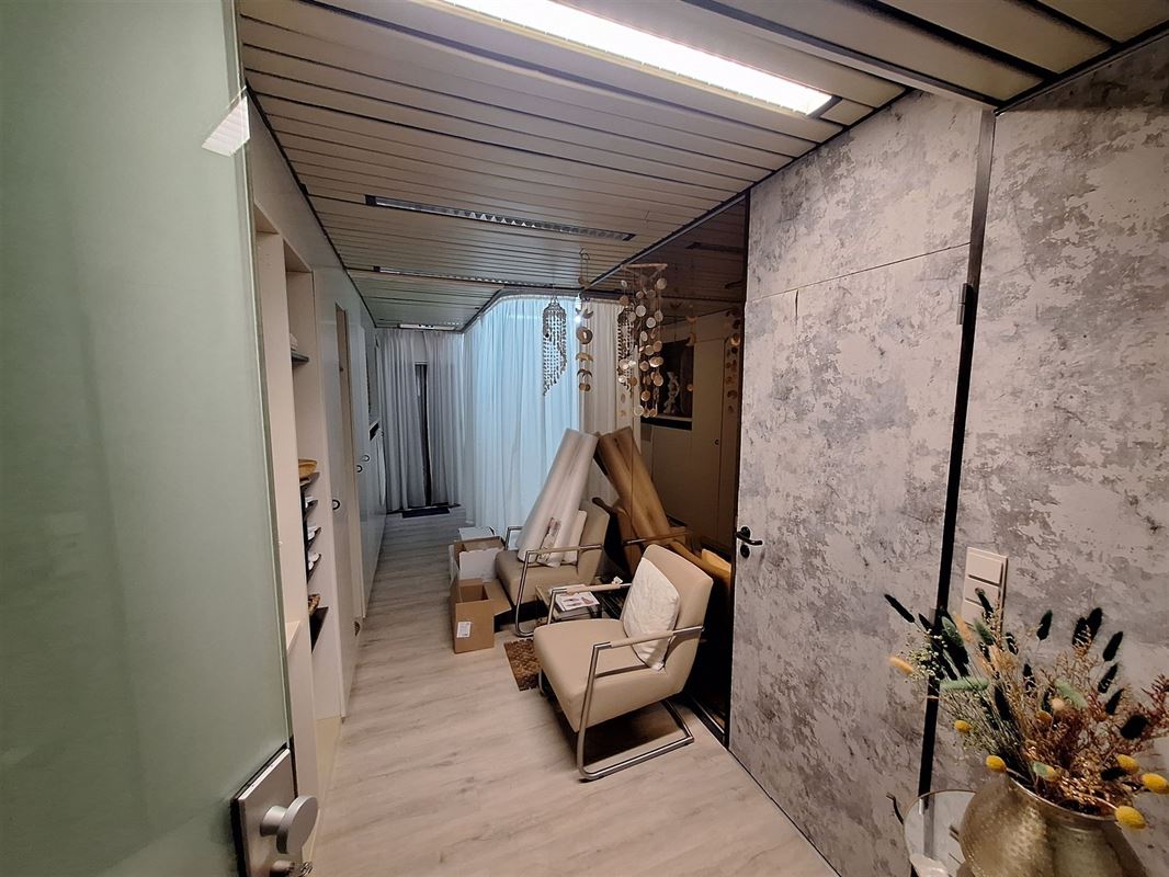 Foto 5 : Burelen te 8500 KORTRIJK (België) - Prijs &euro; 700