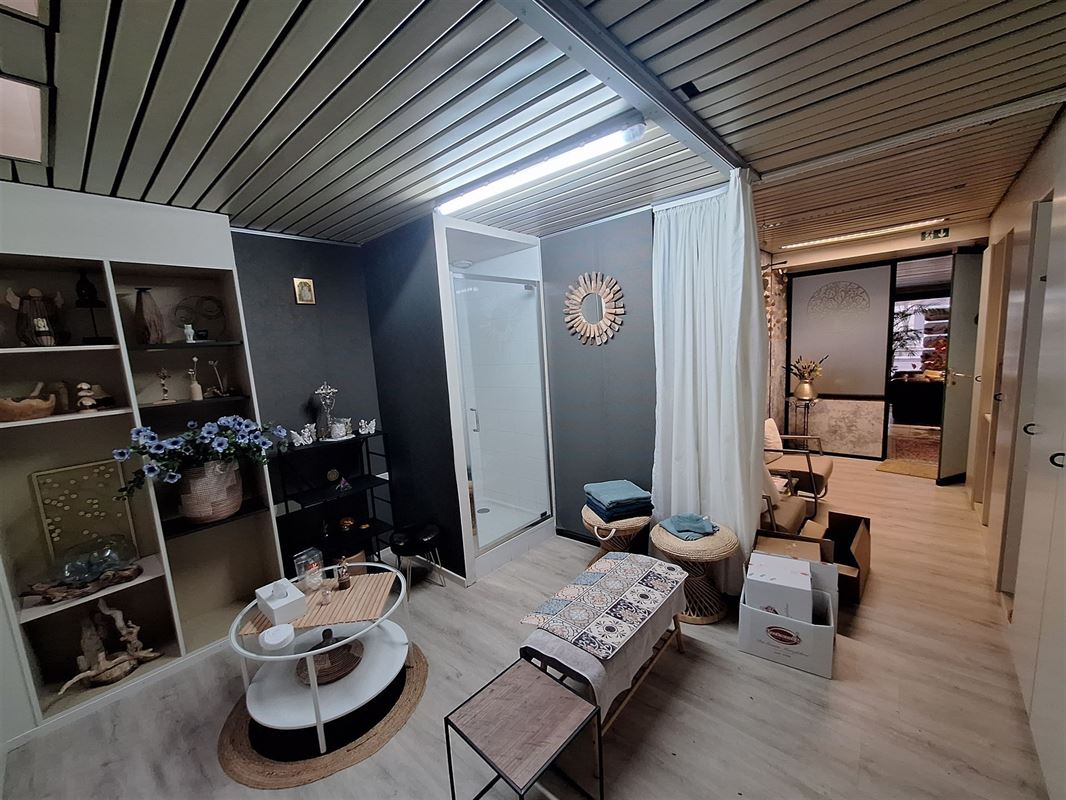 Foto 6 : Burelen te 8500 KORTRIJK (België) - Prijs &euro; 700