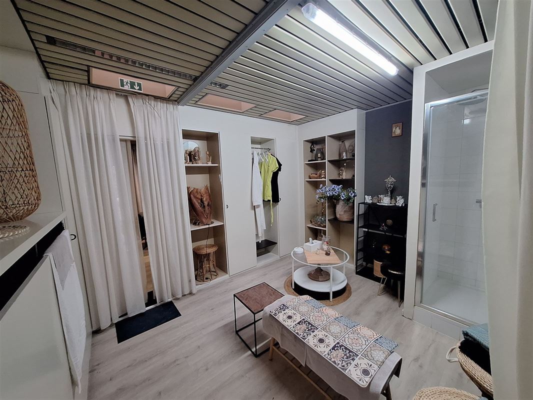 Foto 7 : Burelen te 8500 KORTRIJK (België) - Prijs &euro; 700