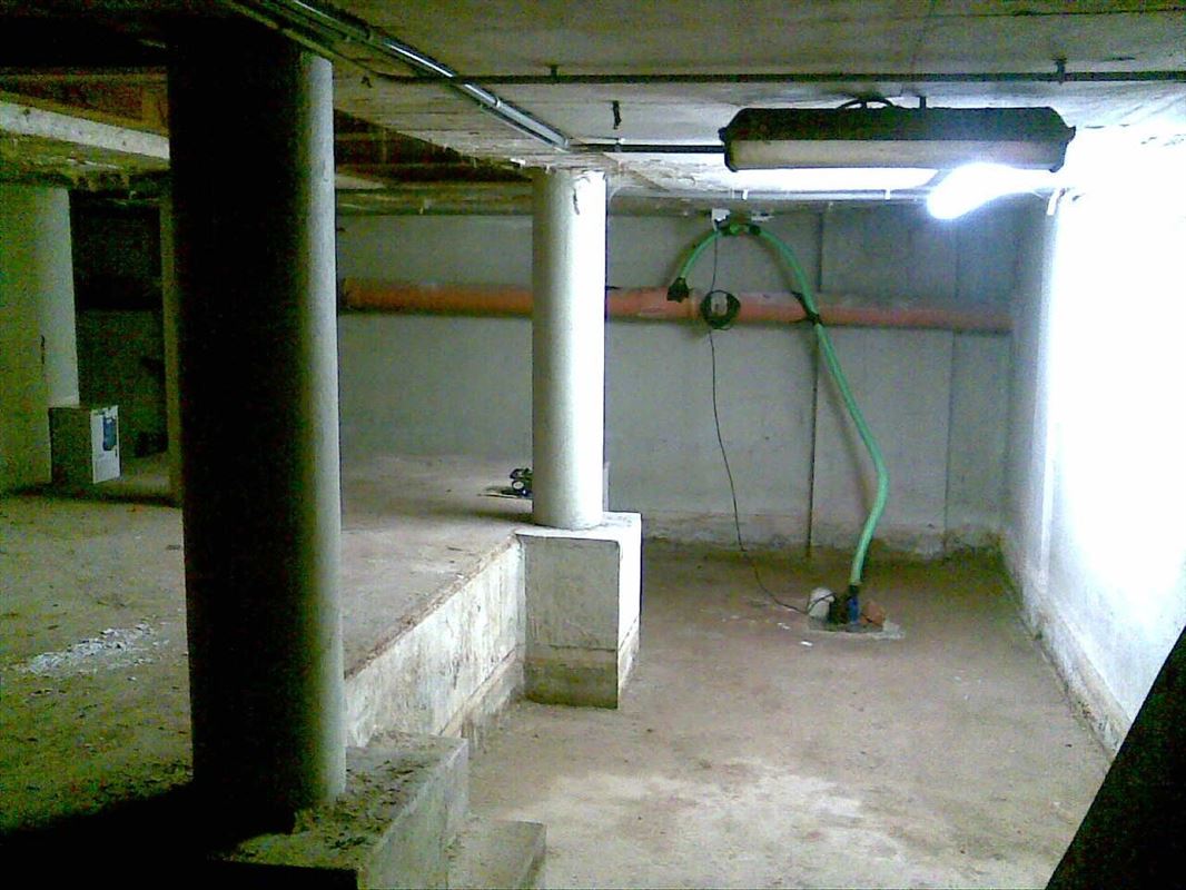 Foto 6 : Burelen te 8500 KORTRIJK (België) - Prijs &euro; 1.720