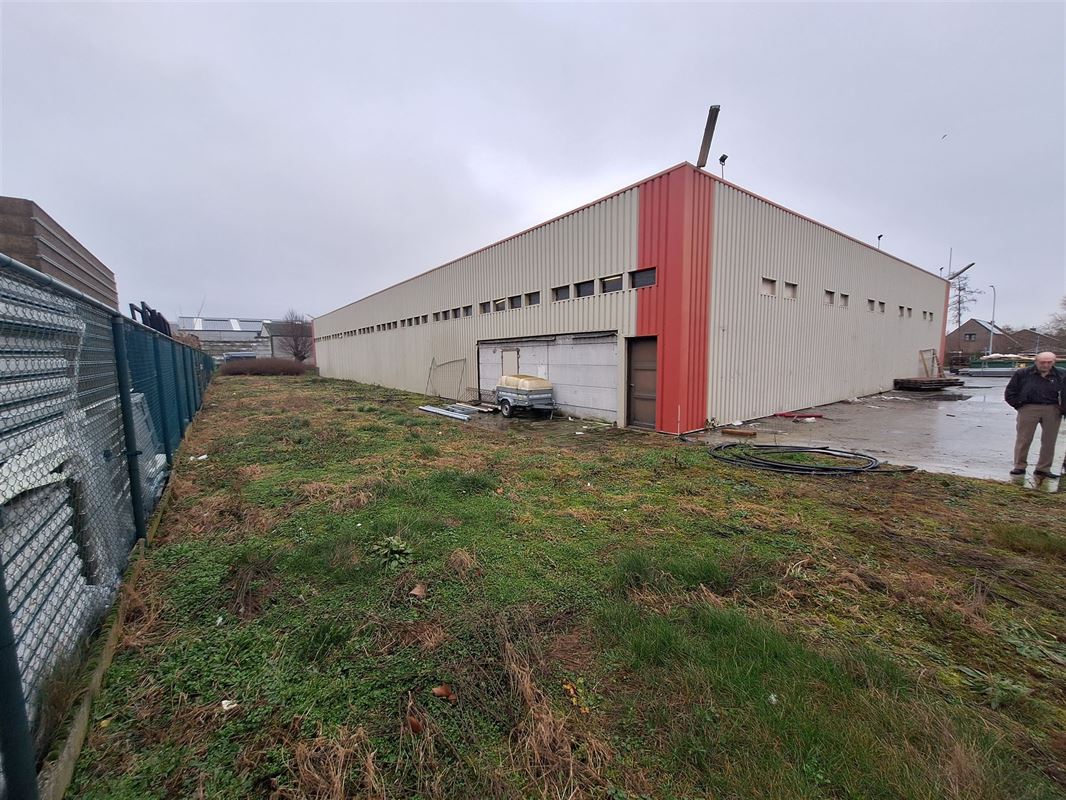 Foto 3 : Werkplaats te 8940 WERVIK (België) - Prijs &euro; 2.500