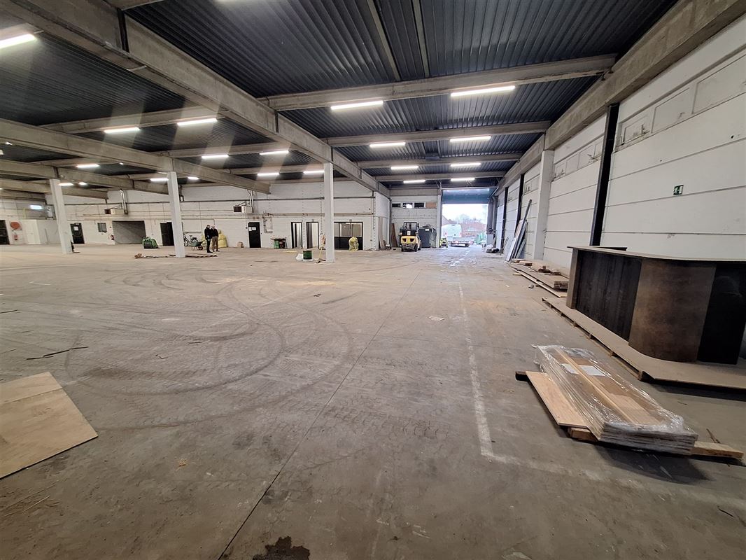 Foto 10 : Werkplaats te 8940 WERVIK (België) - Prijs &euro; 2.500