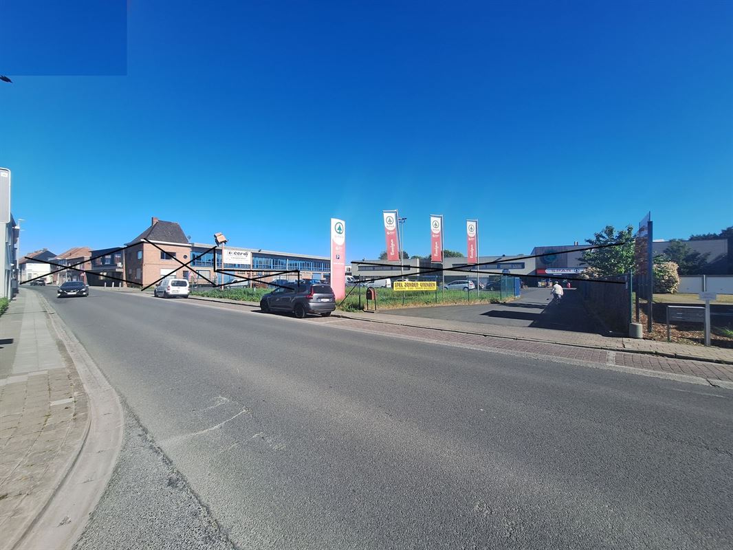 Foto 11 : Burelen te 8870 IZEGEM (België) - Prijs &euro; 1.350