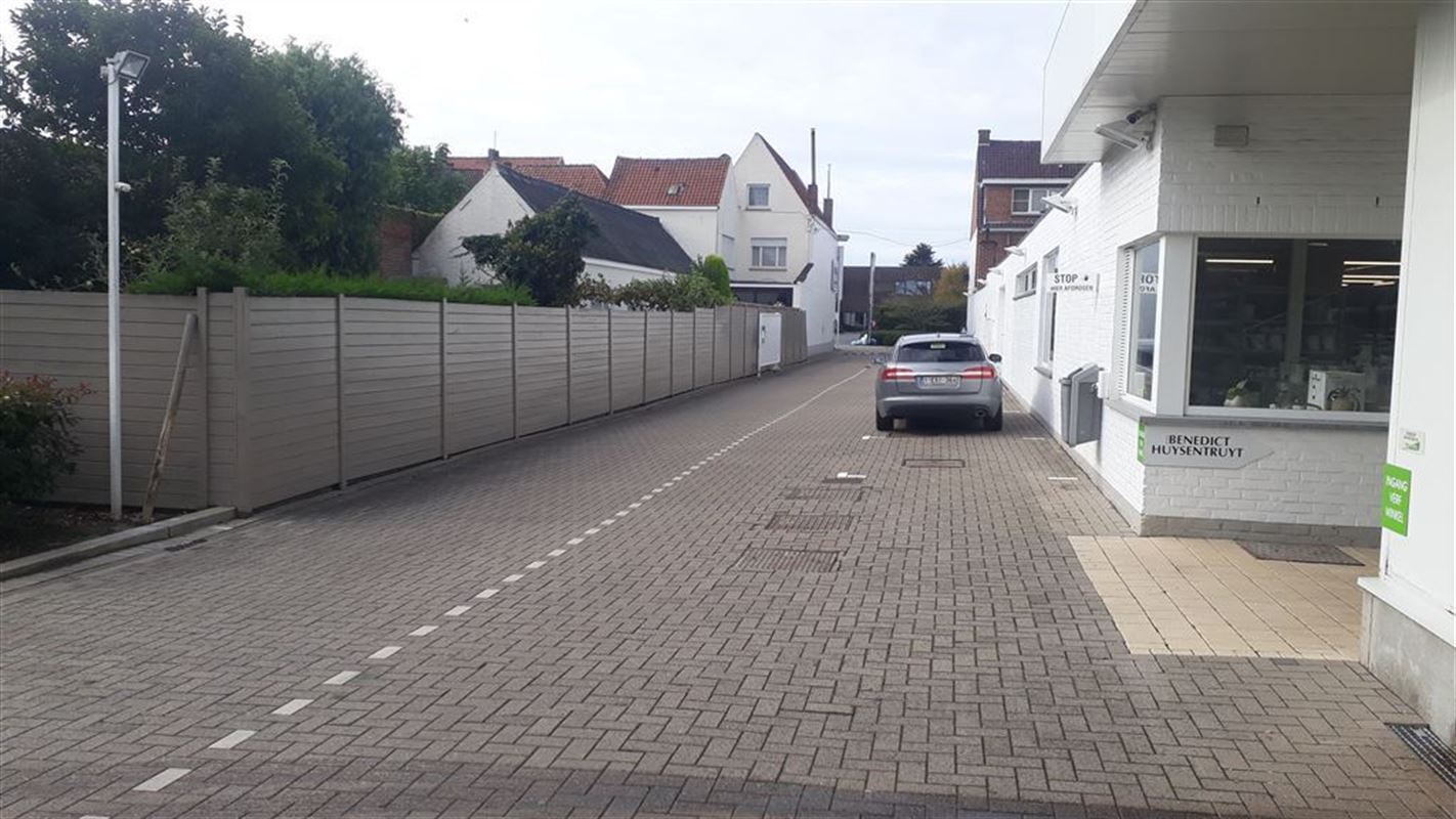 Foto 5 : Garage te 8501 HEULE (België) - Prijs &euro; 122