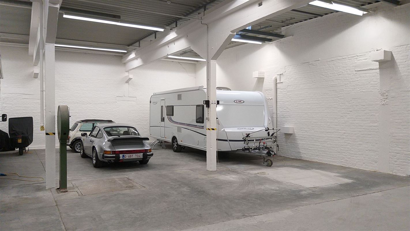Foto 4 : Garage te 8501 HEULE (België) - Prijs &euro; 122