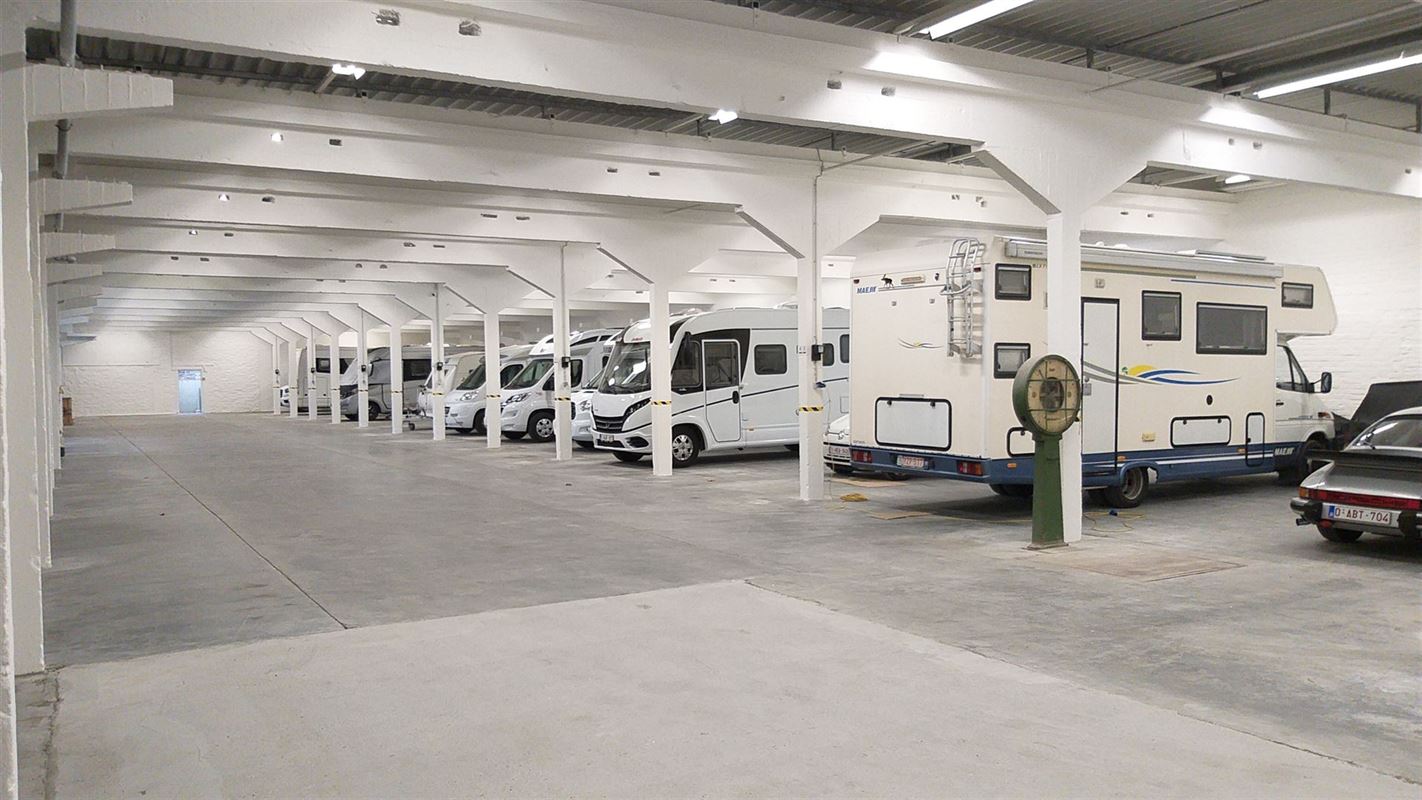 Foto 2 : Garage te 8501 HEULE (België) - Prijs &euro; 122