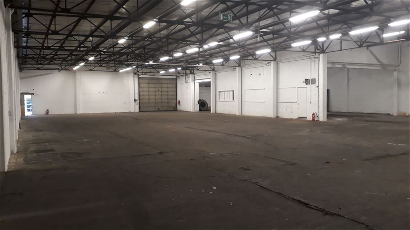Foto 7 : Magazijn te 8531 BAVIKHOVE (België) - Prijs € 1.800