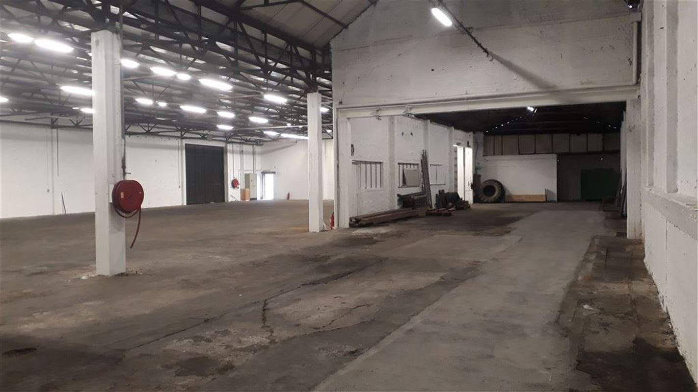 Foto 6 : Magazijn te 8531 BAVIKHOVE (België) - Prijs € 1.800