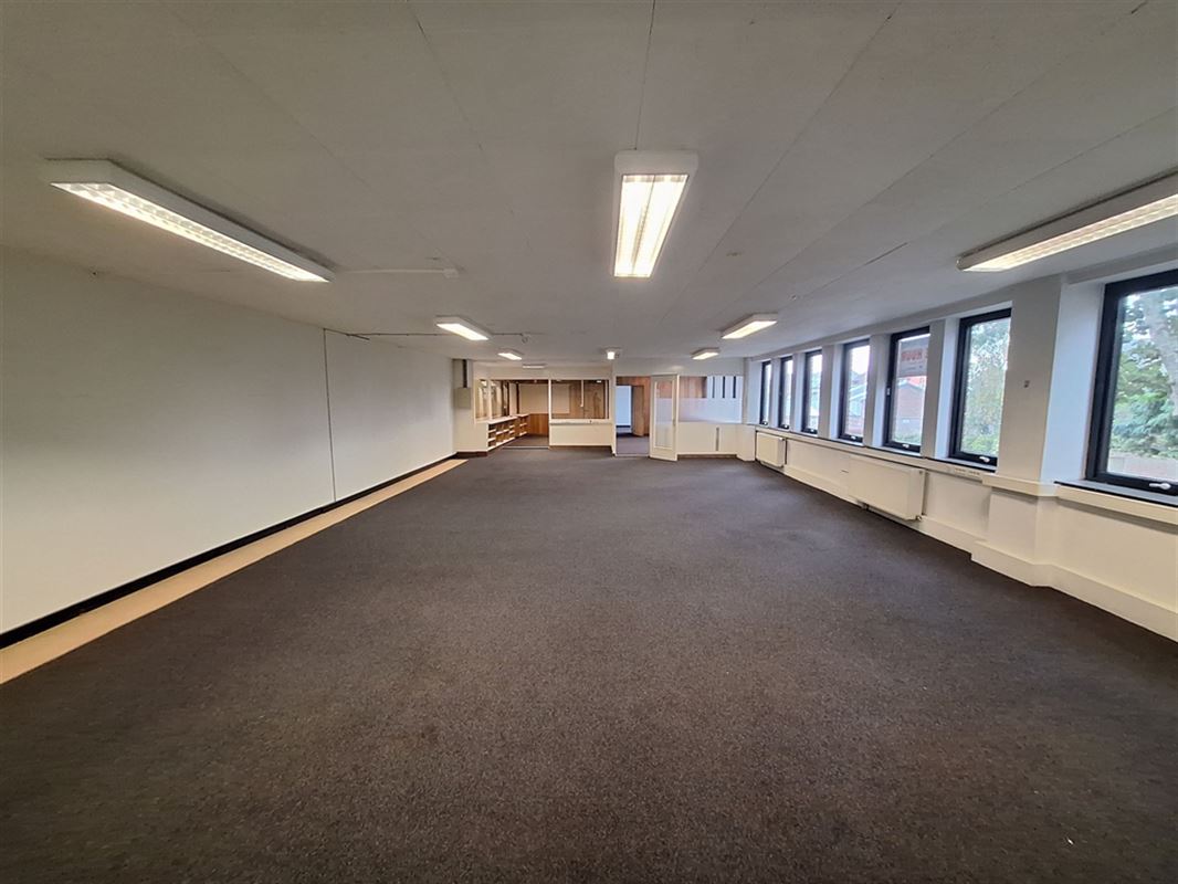 Foto 10 : Werkplaats te 8501 BISSEGEM (België) - Prijs € 1.890.000