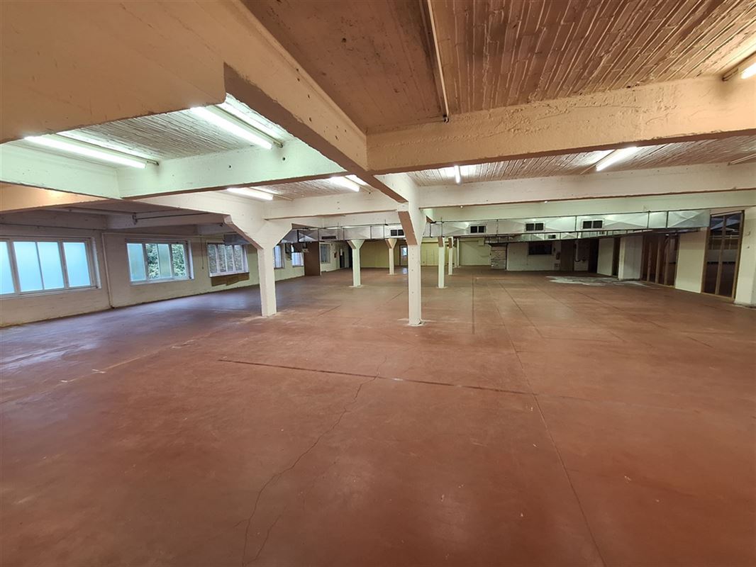 Foto 12 : Werkplaats te 8501 BISSEGEM (België) - Prijs € 1.890.000