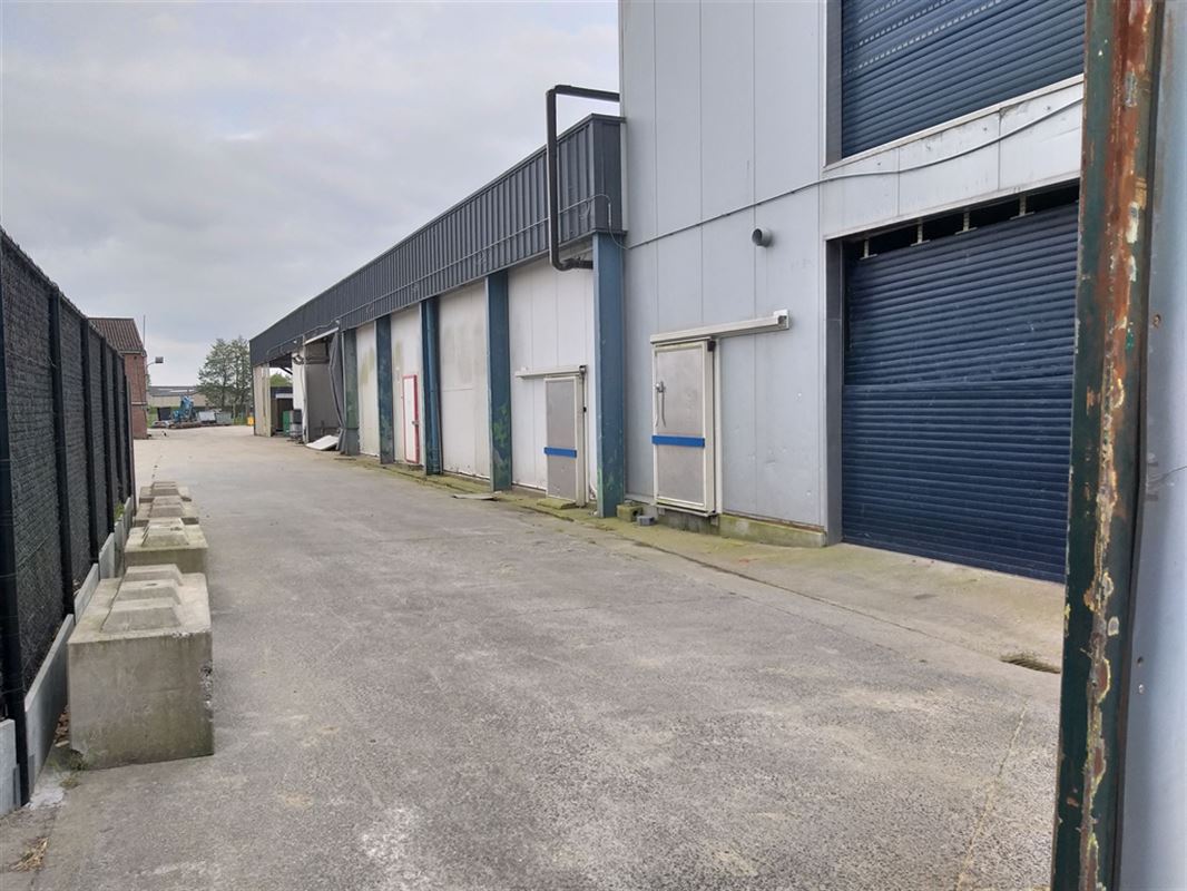 Foto 2 : Magazijn te 8770 INGELMUNSTER (België) - Prijs € 625.000