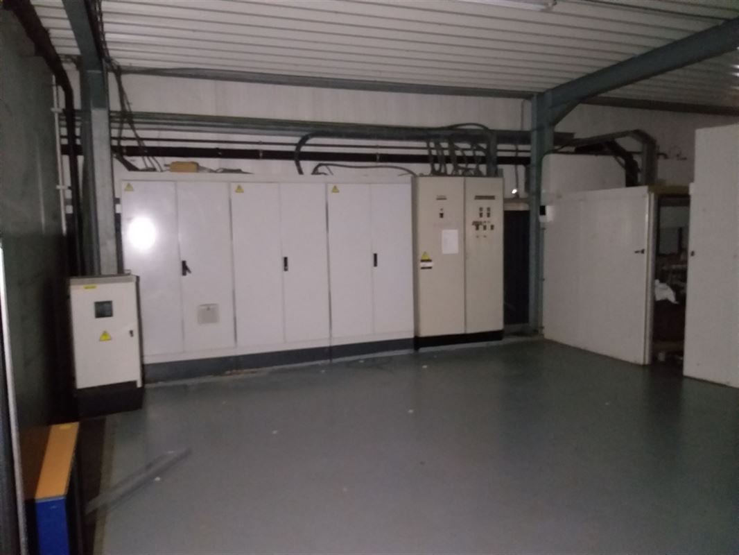 Foto 5 : Magazijn te 8770 INGELMUNSTER (België) - Prijs € 625.000