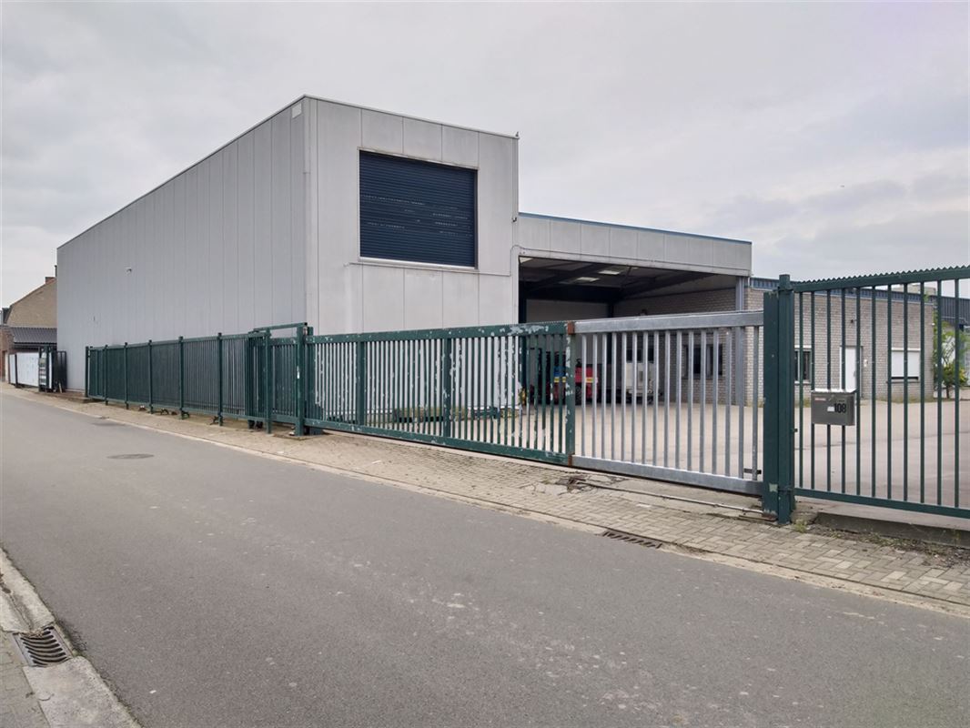 Foto 1 : Magazijn te 8770 INGELMUNSTER (België) - Prijs € 625.000