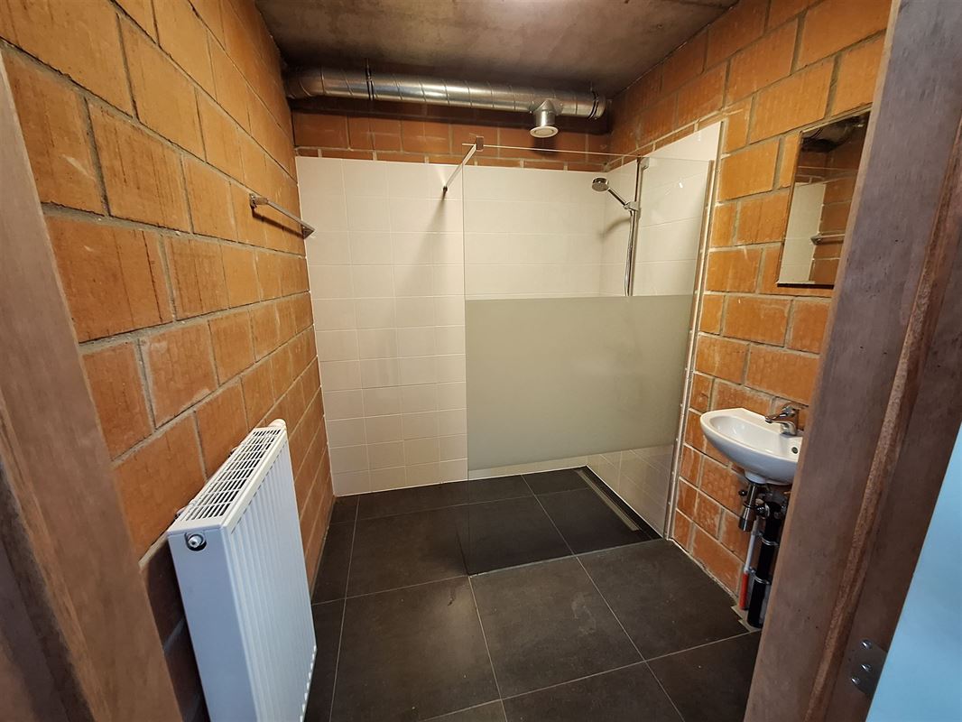 Foto 5 : Magazijn te 8500 KORTRIJK (België) - Prijs &euro; 1.300