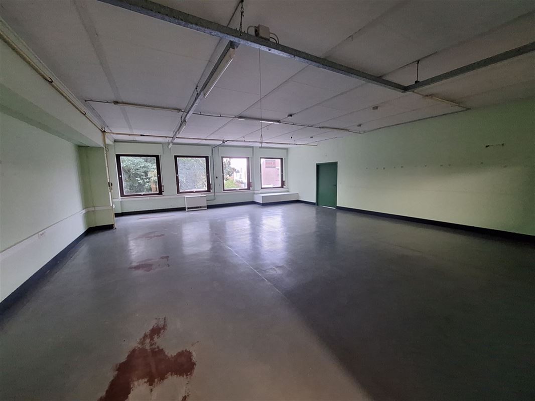 Foto 13 : Werkplaats te 8501 BISSEGEM (België) - Prijs € 2.712
