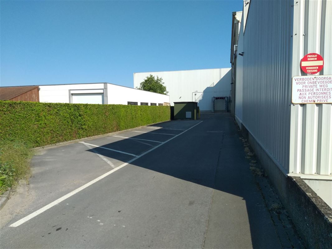 Foto 3 : Magazijn te 8530 HARELBEKE (België) - Prijs € 3.788