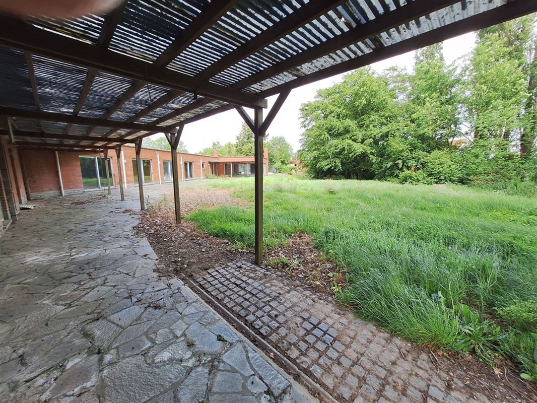 Foto 10 : Magazijn te 8780 OOSTROZEBEKE (België) - Prijs € 1.105.750