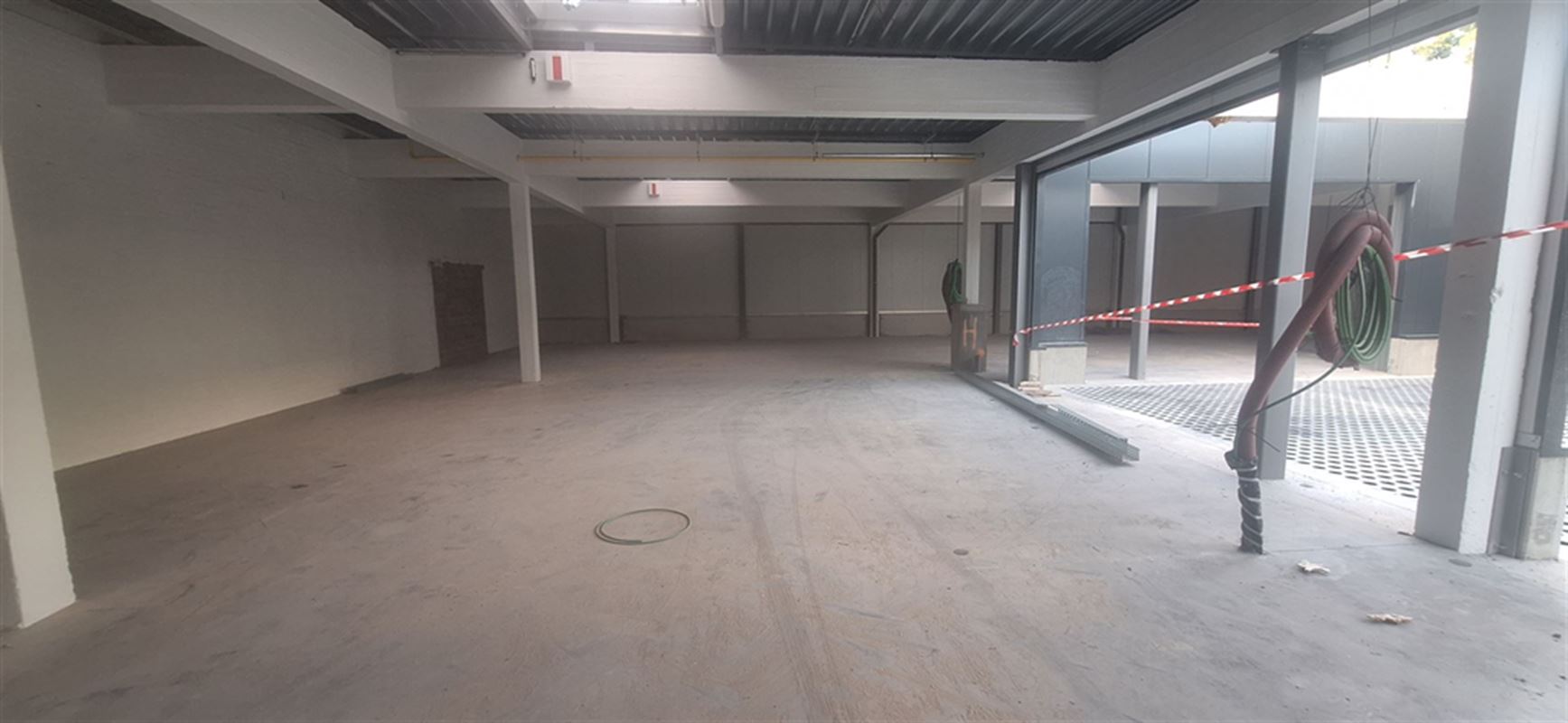 Foto 3 : Magazijn te 8540 DEERLIJK (België) - Prijs € 607