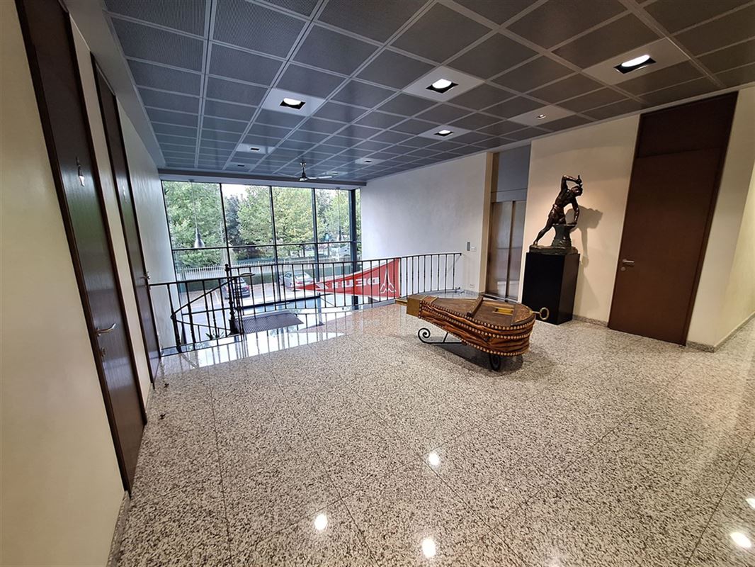 Foto 4 : Burelen te 8531 BAVIKHOVE (België) - Prijs € 3.000