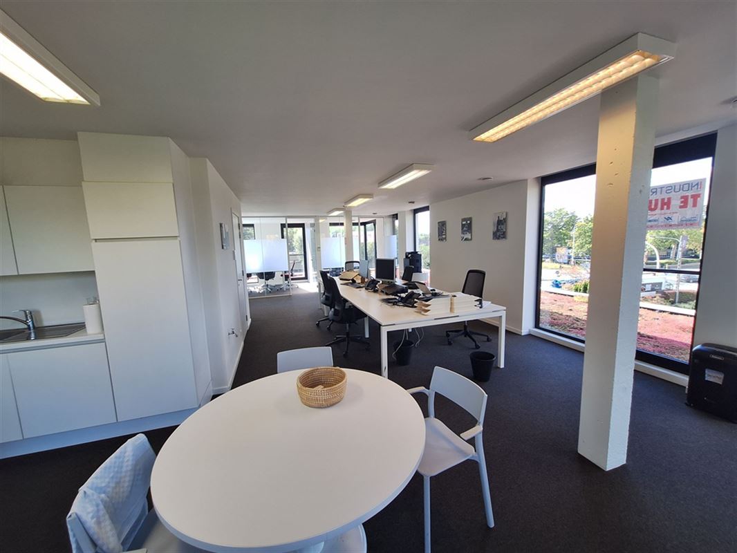 Foto 5 : Burelen te 8500 KORTRIJK (België) - Prijs € 1.200