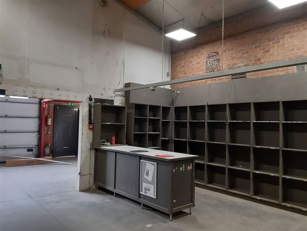 Foto 20 : Magazijn te 9000 GENT (België) - Prijs € 480.000