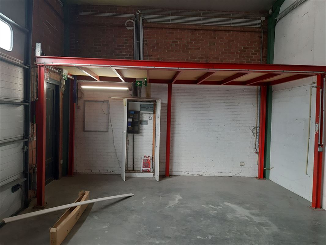 Foto 23 : Magazijn te 9000 GENT (België) - Prijs € 480.000