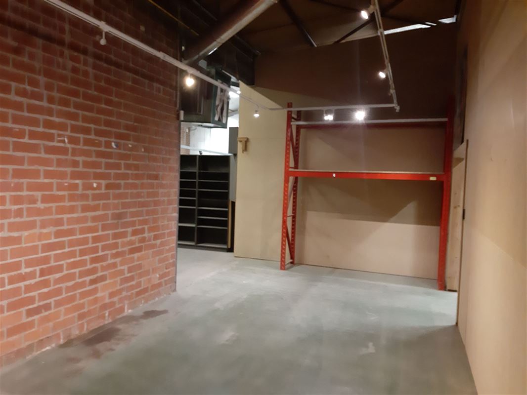 Foto 10 : Magazijn te 9000 GENT (België) - Prijs € 480.000