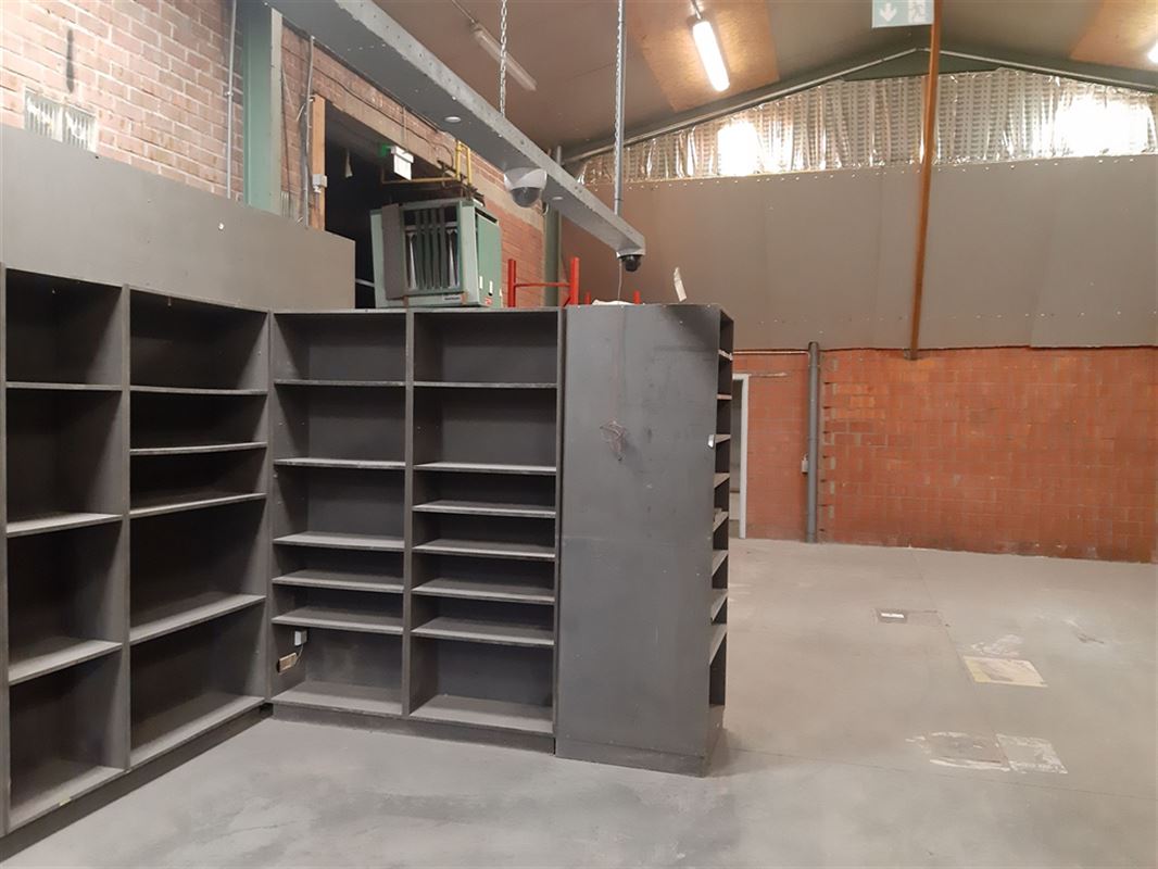 Foto 17 : Magazijn te 9000 GENT (België) - Prijs € 480.000
