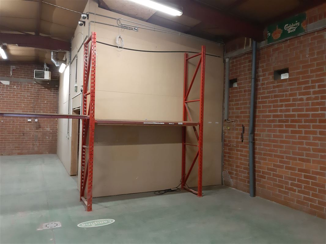 Foto 9 : Magazijn te 9000 GENT (België) - Prijs € 480.000