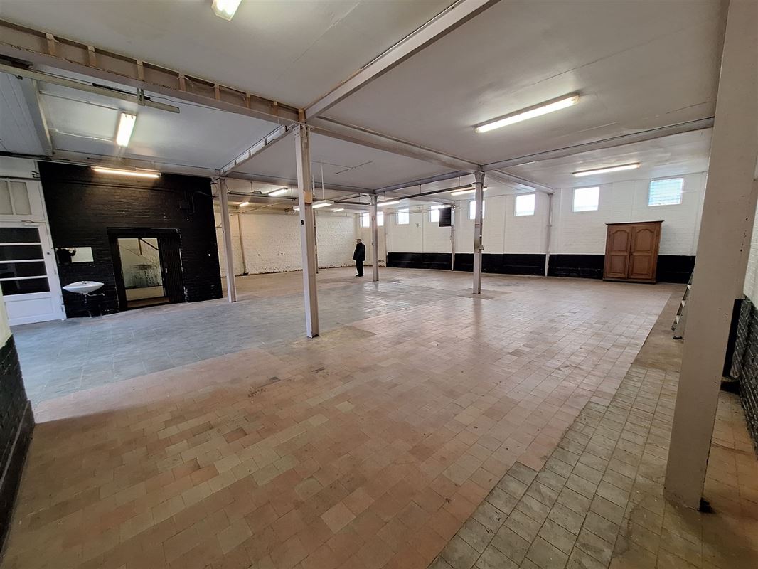 Foto 7 : Magazijn te 8500 KORTRIJK (België) - Prijs &euro; 1.120