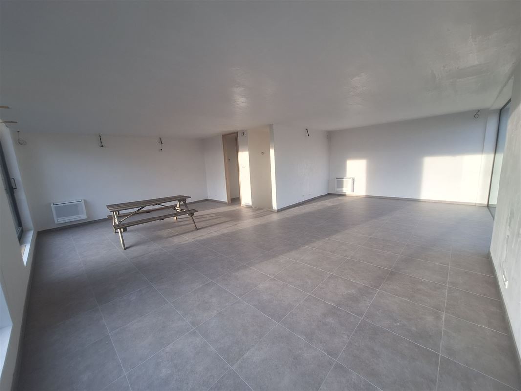 Foto 8 : Burelen te 8790 WAREGEM (België) - Prijs € 2.500