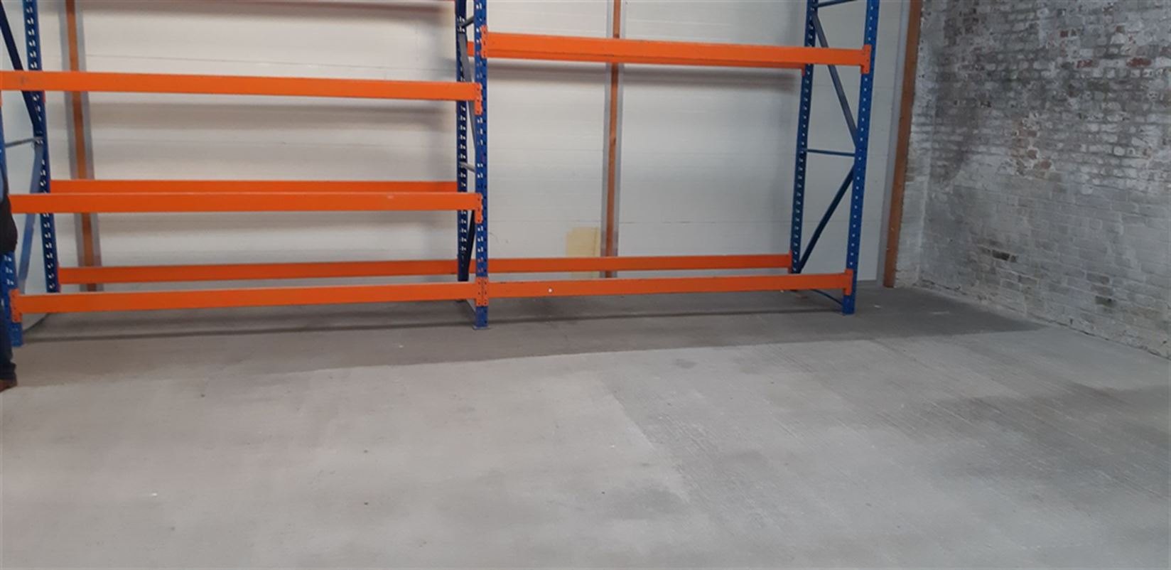 Foto 5 : Magazijn te 9600 RONSE (België) - Prijs € 425