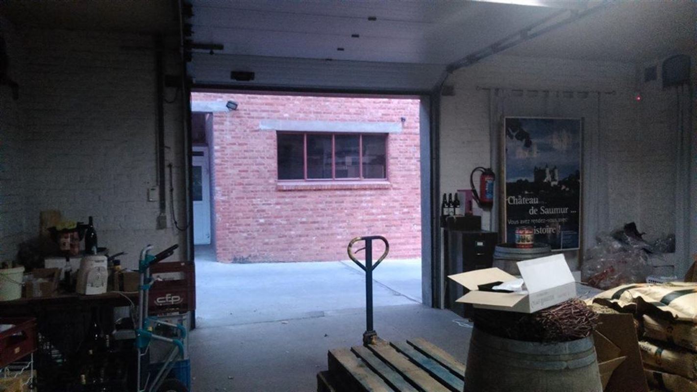 Foto 5 : Magazijn te 9600 RONSE (België) - Prijs &euro; 350