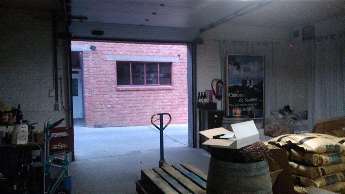 Foto 4 : Magazijn te 9600 RONSE (België) - Prijs &euro; 350