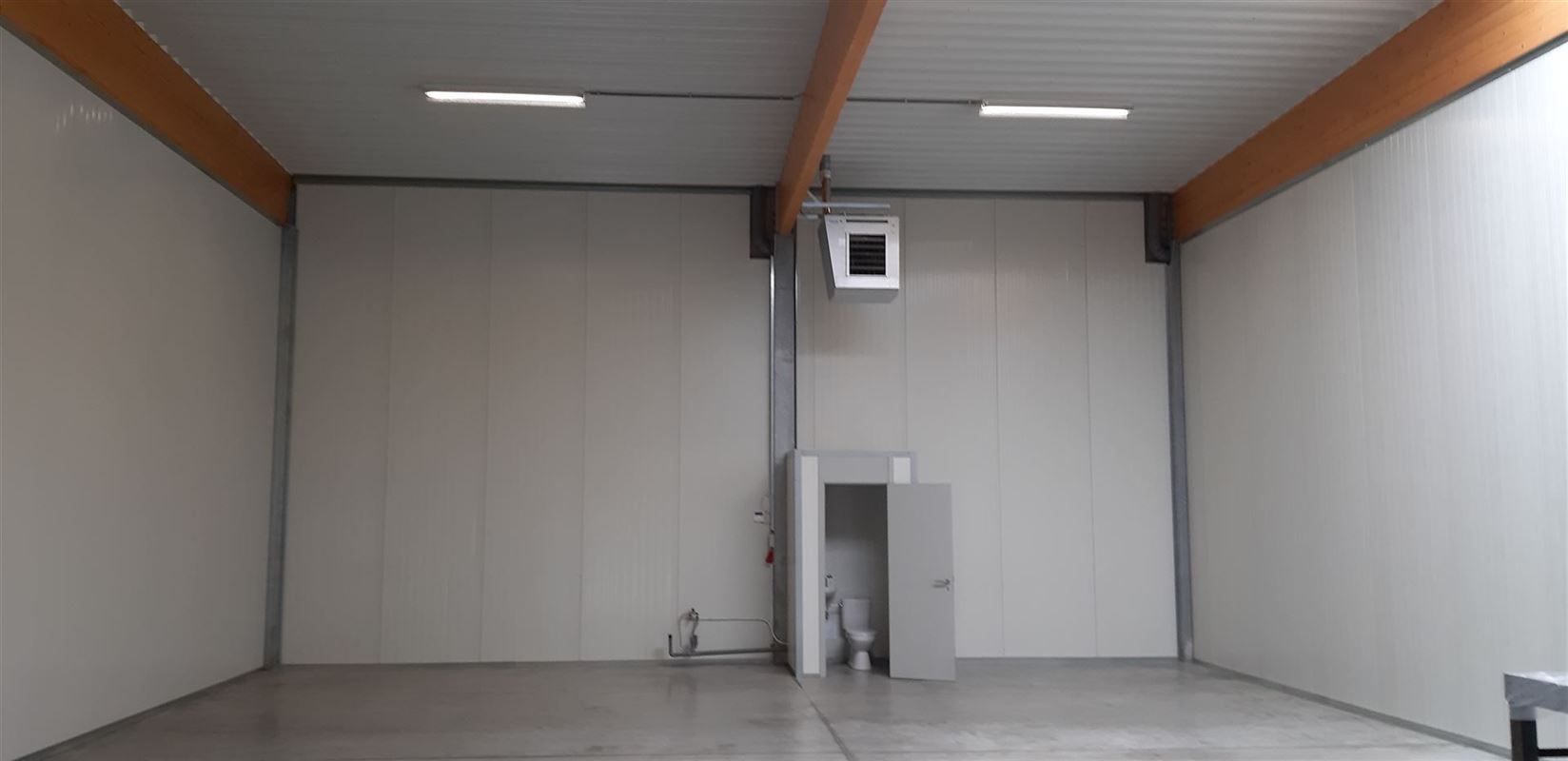 Foto 3 : Magazijn te 9940 EVERGEM (België) - Prijs &euro; 790