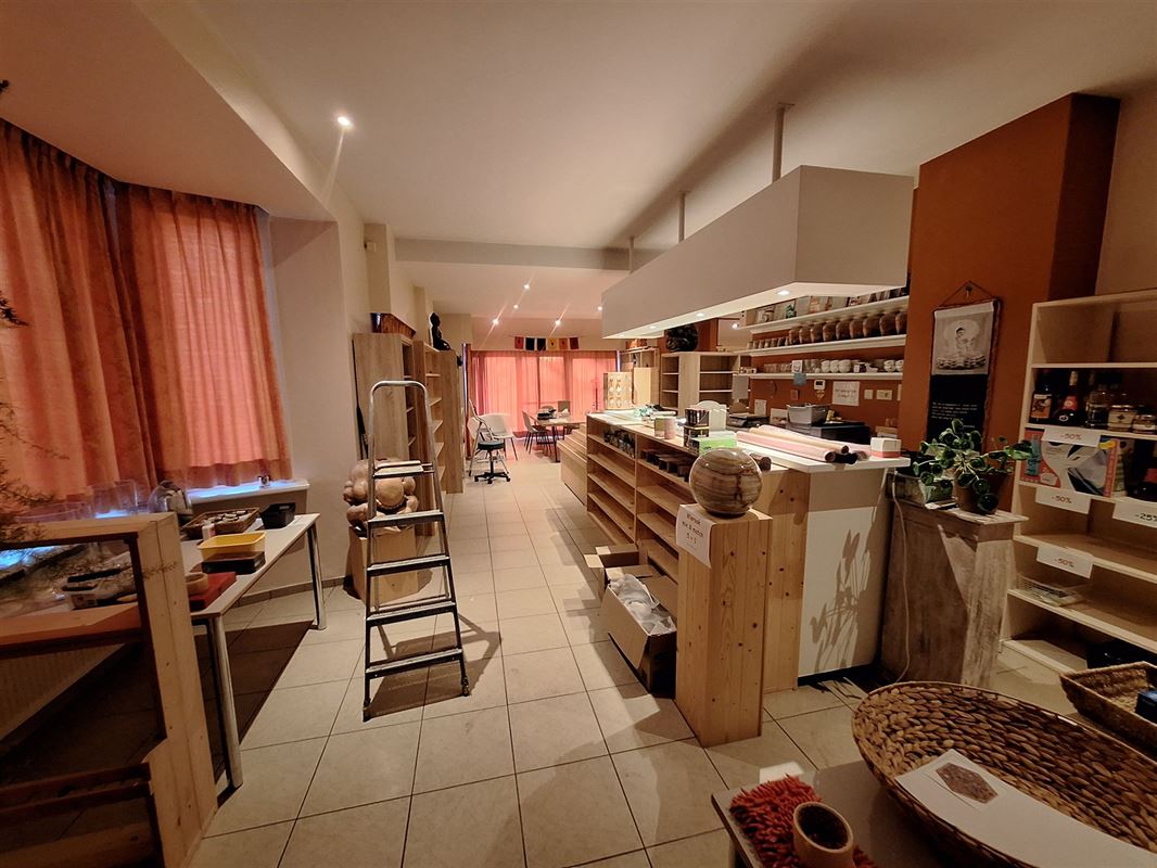 Foto 15 : Burelen te 8560 WEVELGEM (België) - Prijs &euro; 600