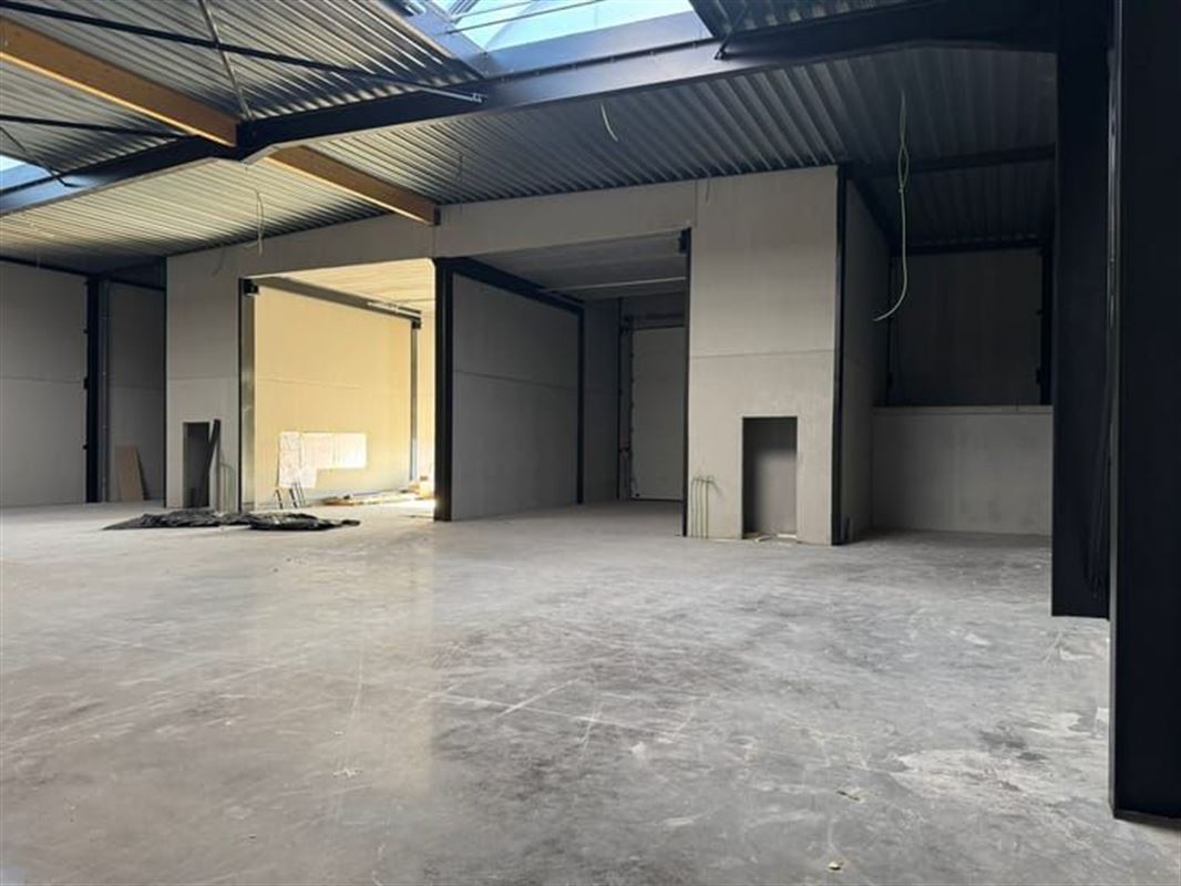 Foto 4 : Magazijn te 7780 KOMEN-WAASTEN (België) - Prijs &euro; 1.100