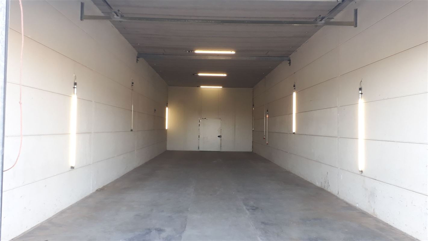 Foto 6 : Opbrengsteigendom te 8530 HARELBEKE (België) - Prijs &euro; 700.000