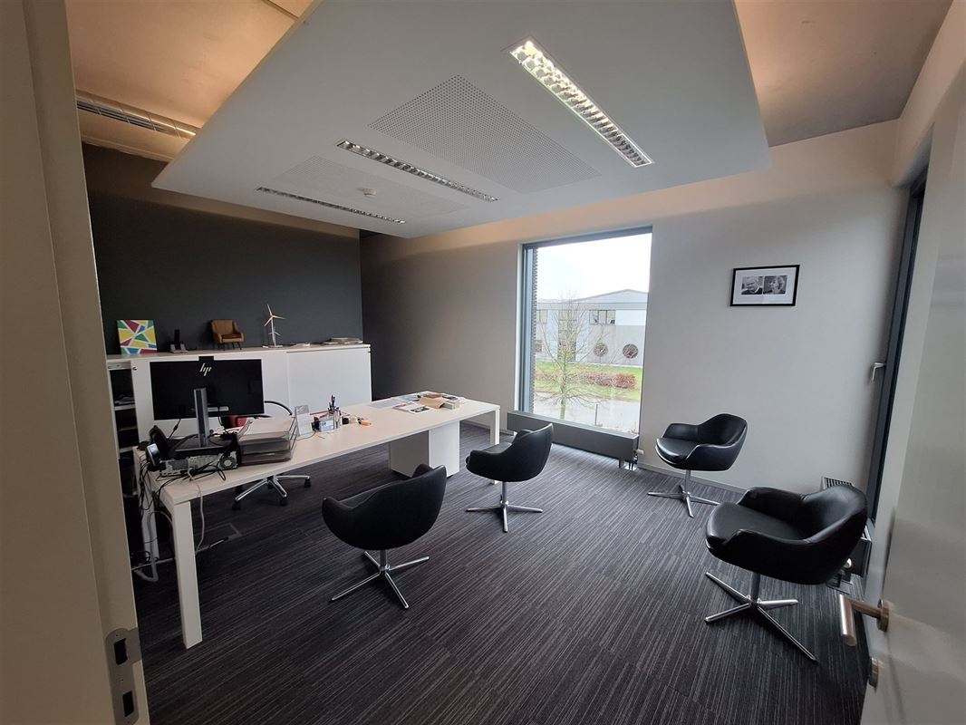 Foto 19 : Magazijn te 8930 MENEN (België) - Prijs &euro; 12.500