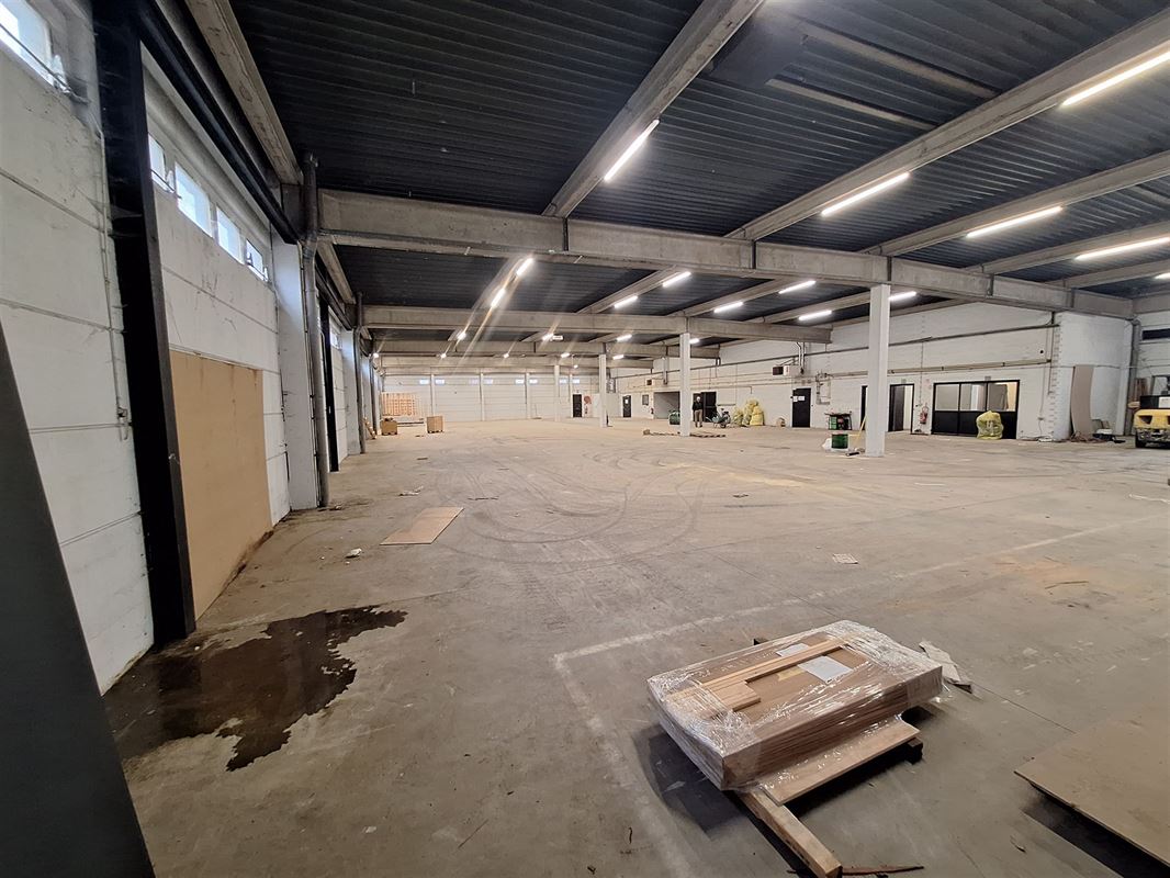 Foto 11 : Werkplaats te 8940 WERVIK (België) - Prijs &euro; 2.500