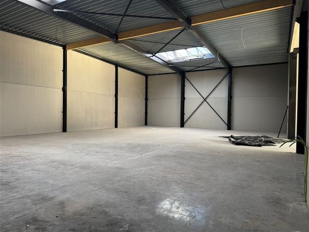 Foto 8 : Magazijn te 7780 KOMEN-WAASTEN (België) - Prijs &euro; 1.100