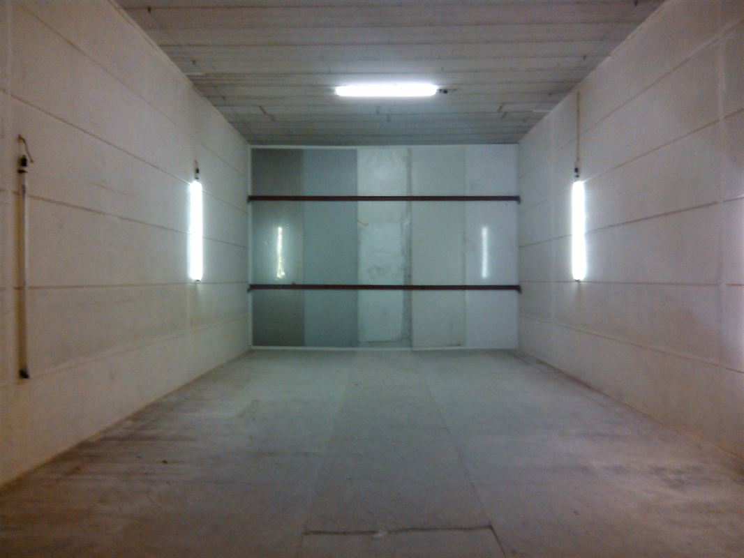 Foto 9 : Opbrengsteigendom te 8530 HARELBEKE (België) - Prijs &euro; 700.000