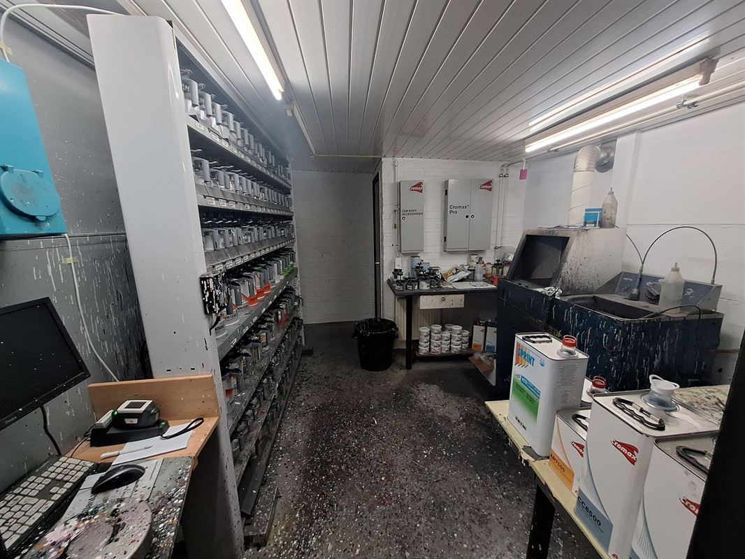Foto 16 : Commercieel vastgoed te 8500 KORTRIJK (België) - Prijs &euro; 745.000