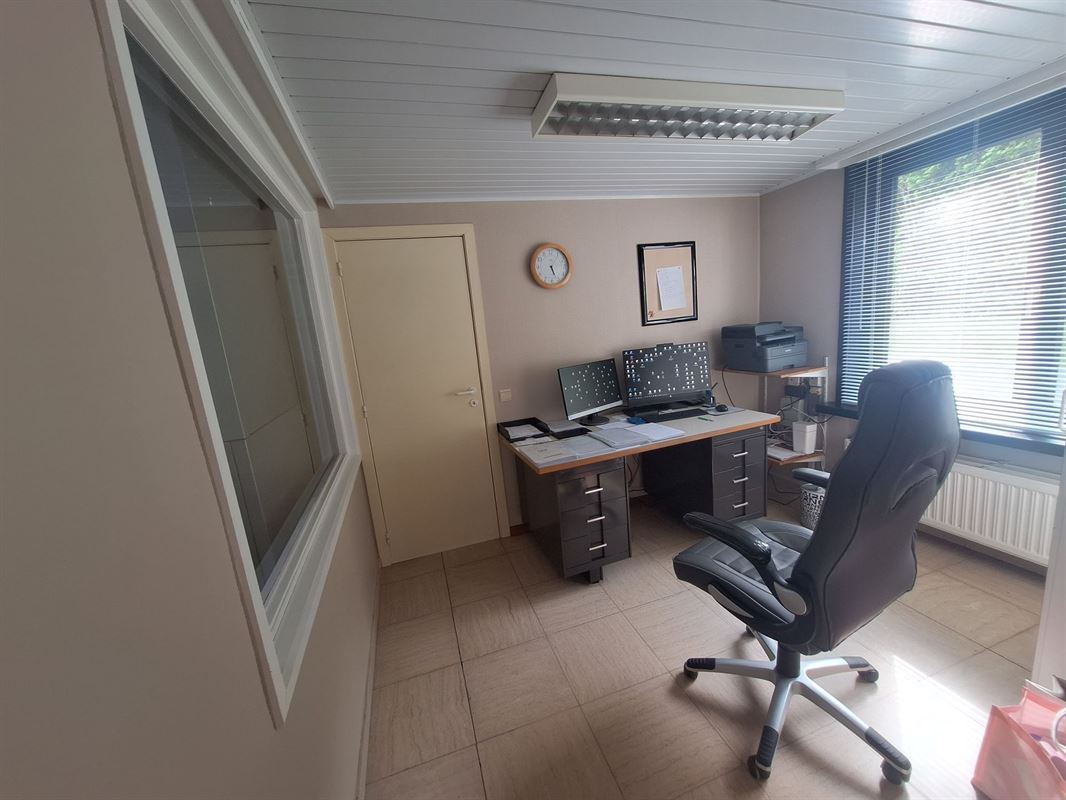 Foto 14 : Commercieel vastgoed te 8500 KORTRIJK (België) - Prijs &euro; 745.000