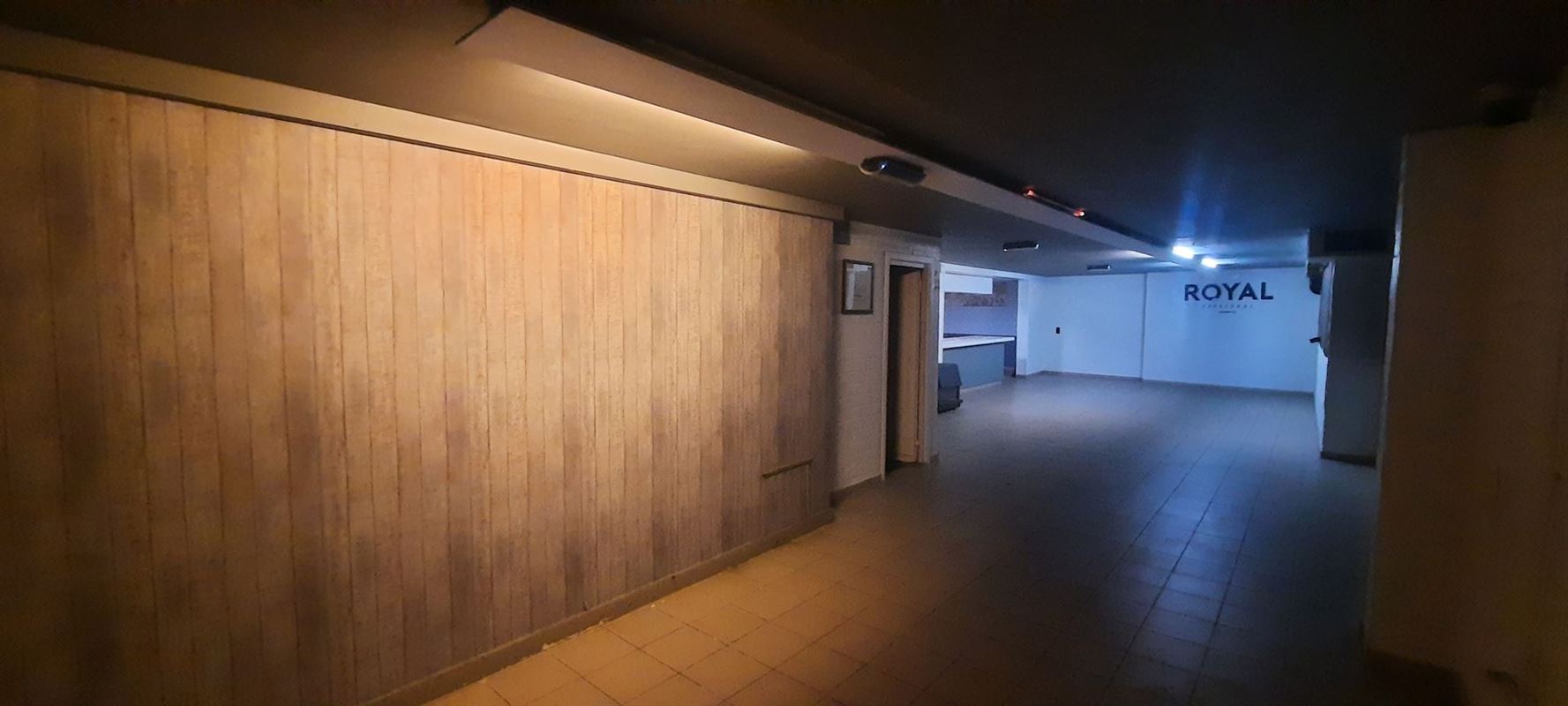 Foto 7 : Handelseigendom te 9160 LOKEREN (België) - Prijs &euro; 580.000